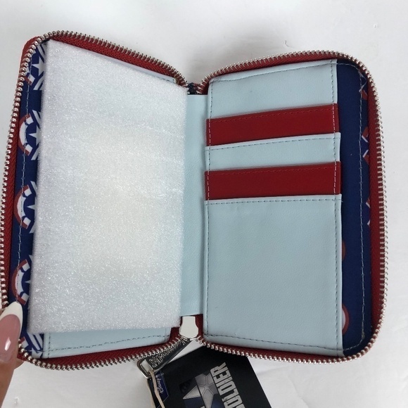 NWT Loungefly Marvel The Falcon and the Winter Soldier Wallet - Picture 4 of 4